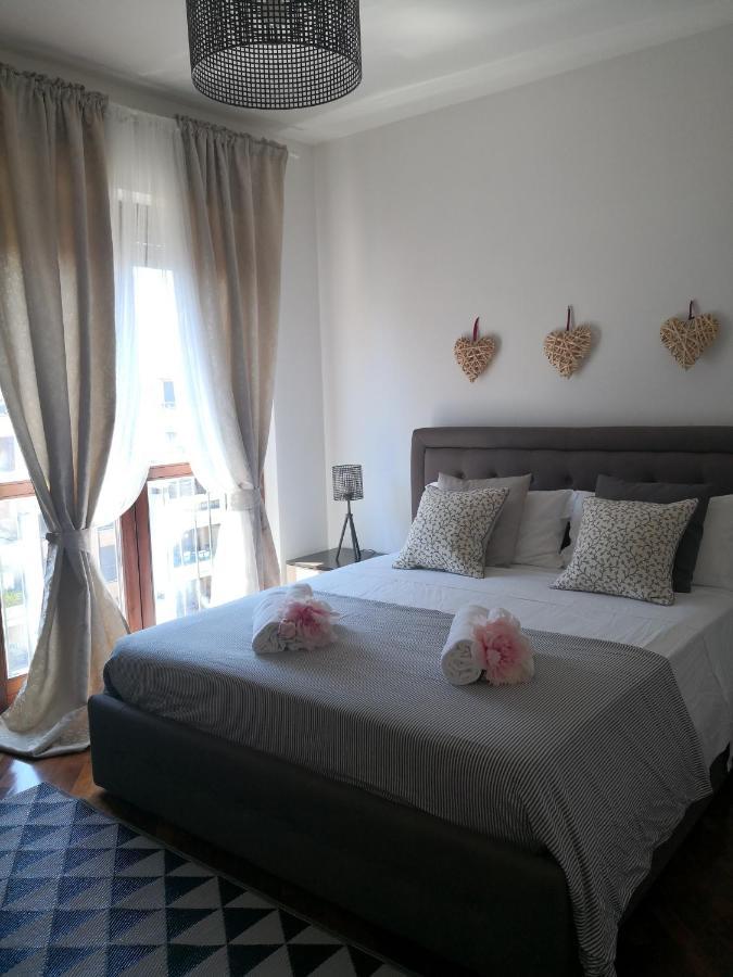 Perugino Apartments Фьюмичино Экстерьер фото
