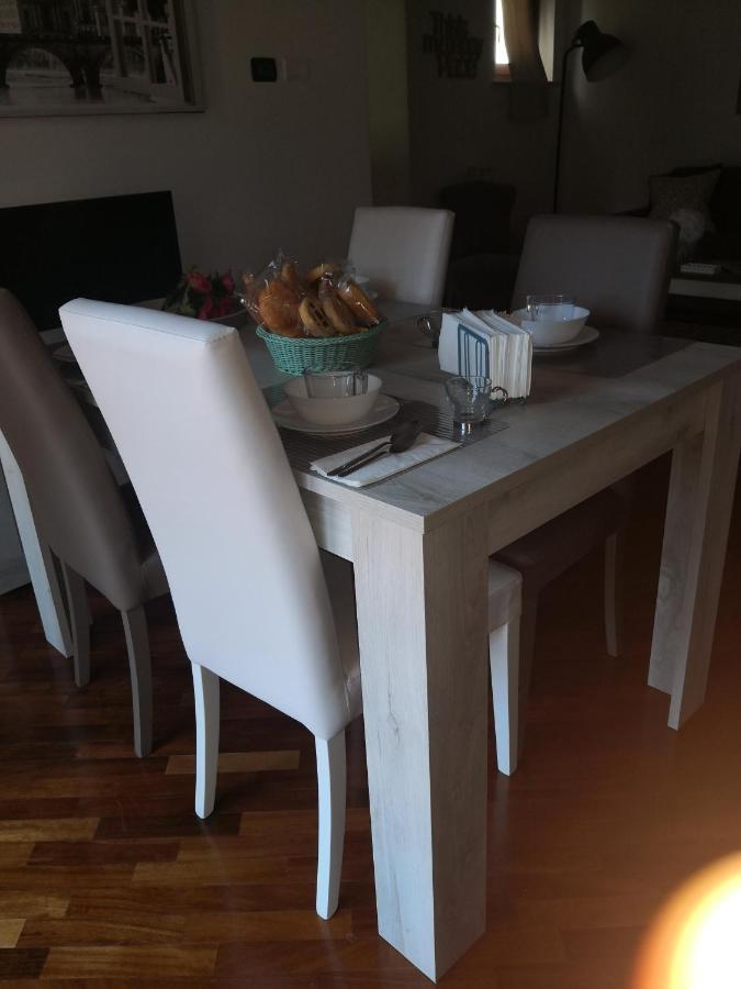 Perugino Apartments Фьюмичино Экстерьер фото