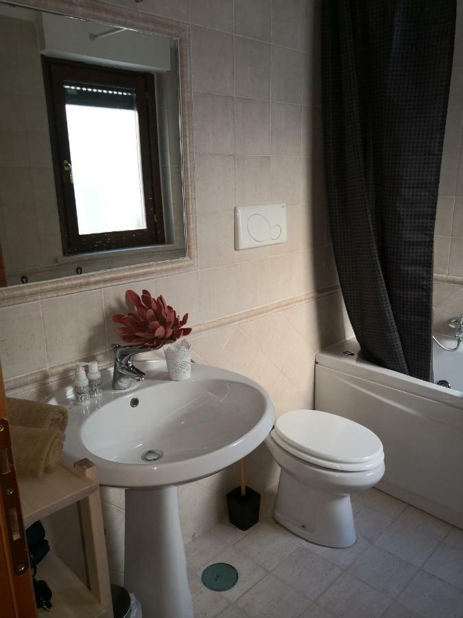 Perugino Apartments Фьюмичино Экстерьер фото