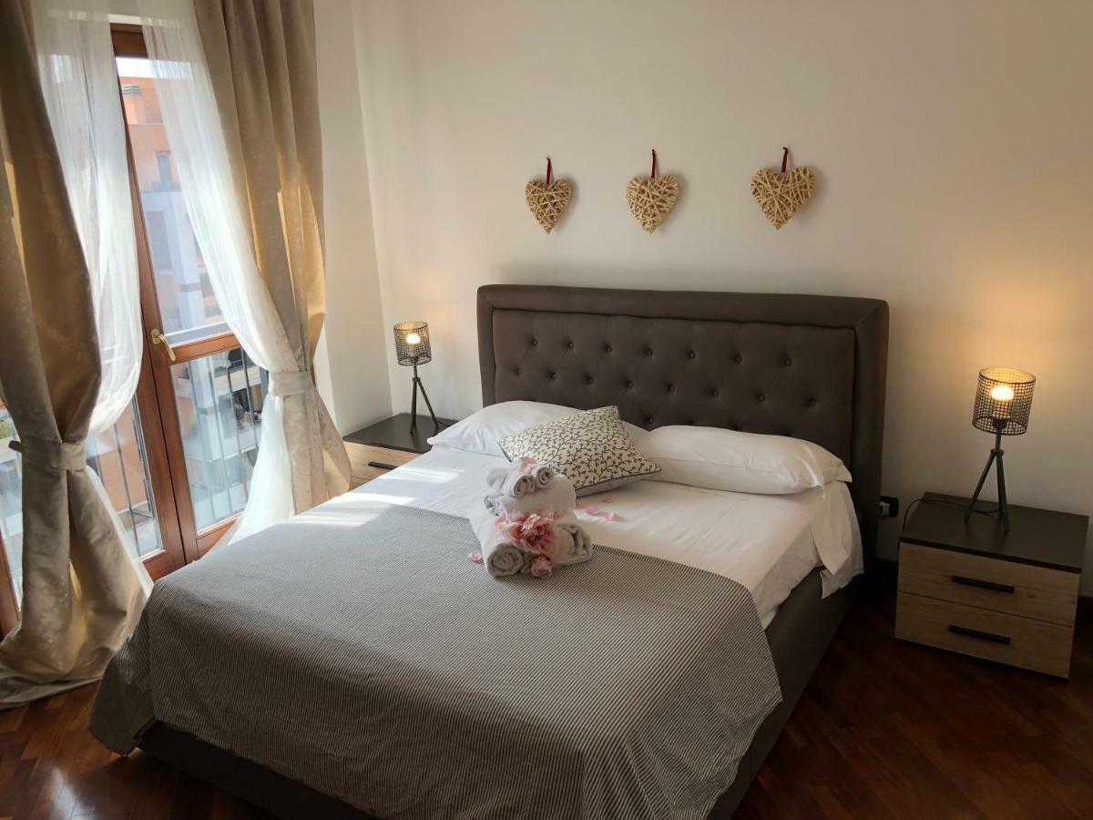 Perugino Apartments Фьюмичино Экстерьер фото